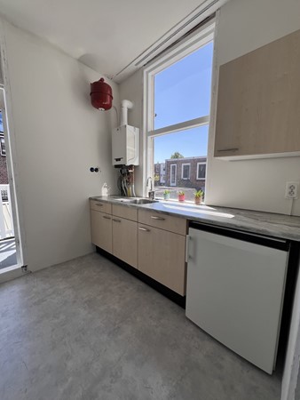 Medium property photo - Jasmijnstraat 12, 2563 RW Den Haag